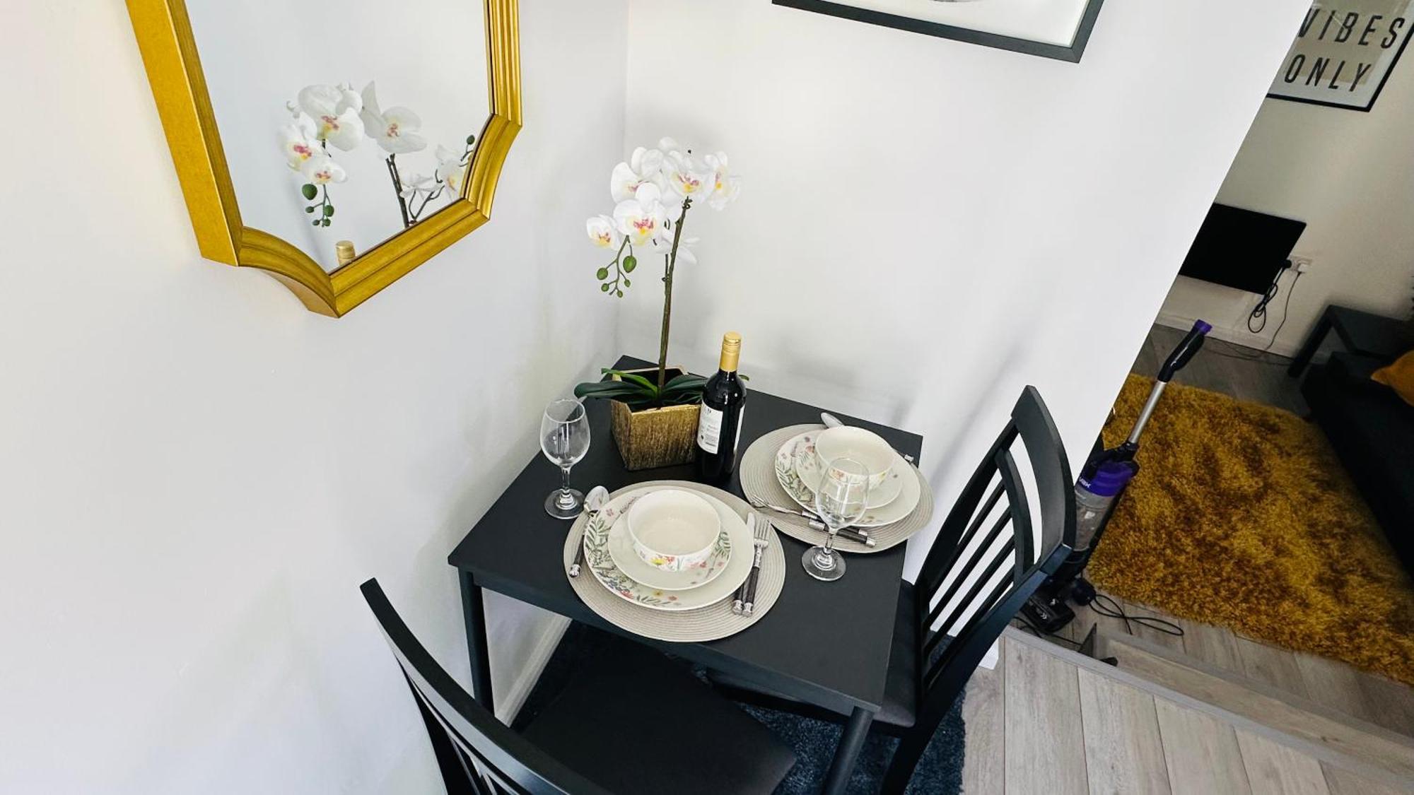 Cosy And Comfy Apartment London Exterior photo